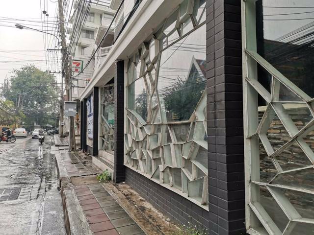 kr-096-ให้เช่าอาคารพาณิชย์-3-ชั้น-2-คูหา-ย่านถนนวิทยุ-เพลินจิต-ซอยร่วมฤดี-ทำเลใจกลางเมือง