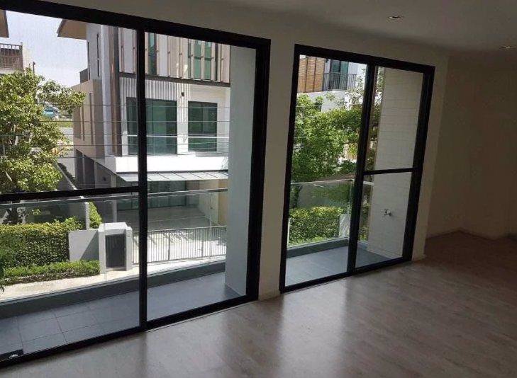 kr-103-ให้เช่าและขายบ้าน-3-ชั้น-โครงการaq-arbor-ถนนเฉลิมพระเกียรติ-ร9-ซอย-48-ใกล้สวนหลวง