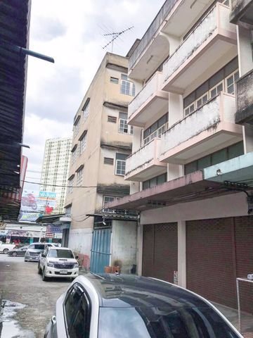 ks-012-ขายอาคารพาณิชย์-2-คูหา-รามอินทรา-กม8-รีโนเวทใหม่-เหมาะซื้อลงทุน