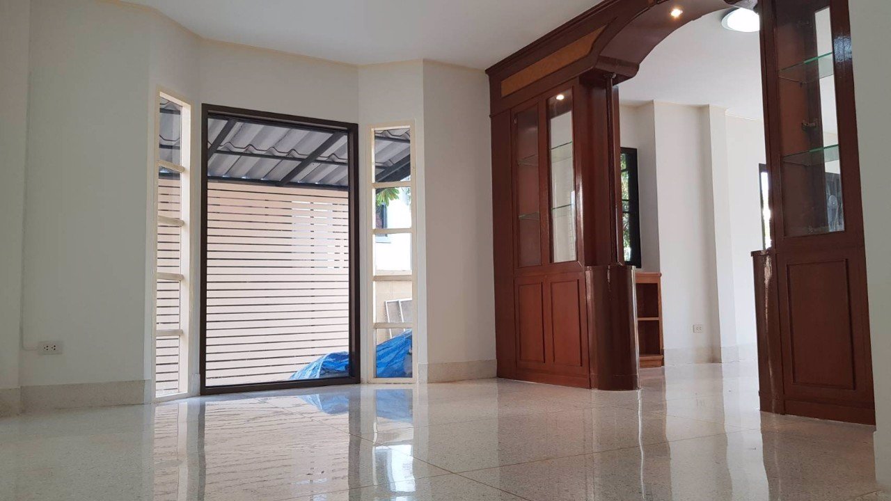 ks-013-ขายบ้านเดี่ยว-2-ชั้น-หมู่บ้านธารารมณ์-พาร์คเวย์-รามคำแหง-150-รีโนเวทใหม่