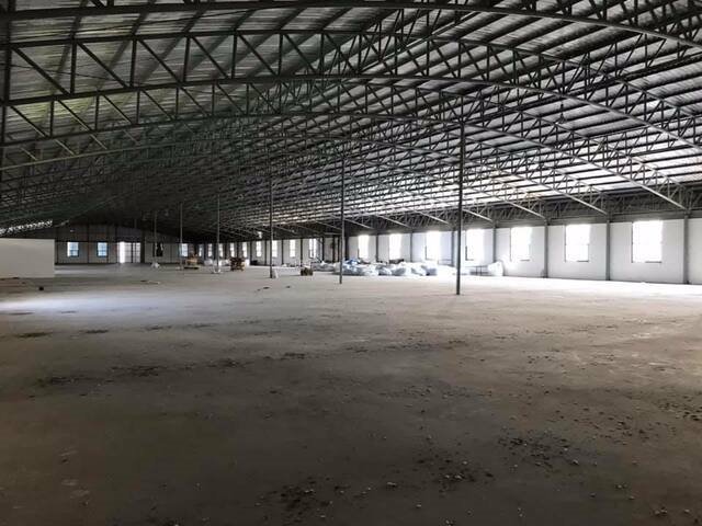 ks-016-ขายและให้เช่าโรงงาน-10-ไร่เศษ-มีใบ-รง4-จังหวัดนครปฐม-ทำเป็นโรงงานรีไซเคิลได้