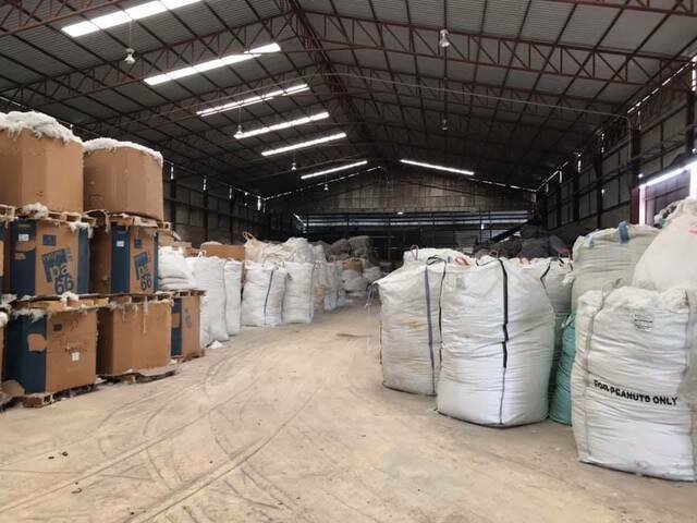 ks-016-ขายและให้เช่าโรงงาน-10-ไร่เศษ-มีใบ-รง4-จังหวัดนครปฐม-ทำเป็นโรงงานรีไซเคิลได้