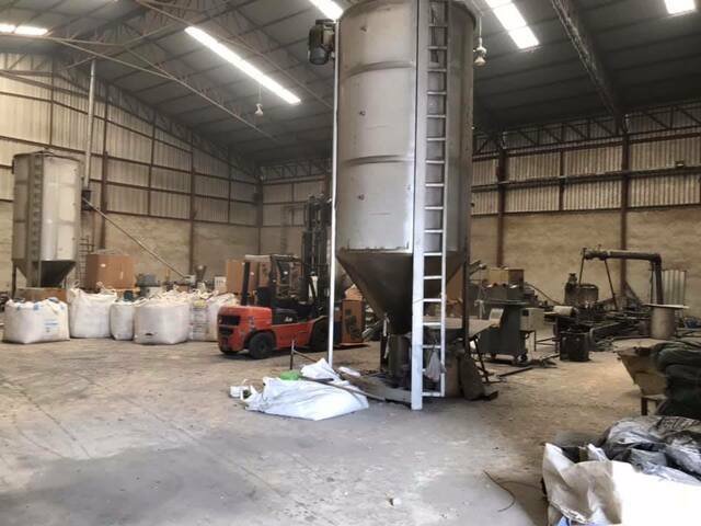 ks-016-ขายและให้เช่าโรงงาน-10-ไร่เศษ-มีใบ-รง4-จังหวัดนครปฐม-ทำเป็นโรงงานรีไซเคิลได้