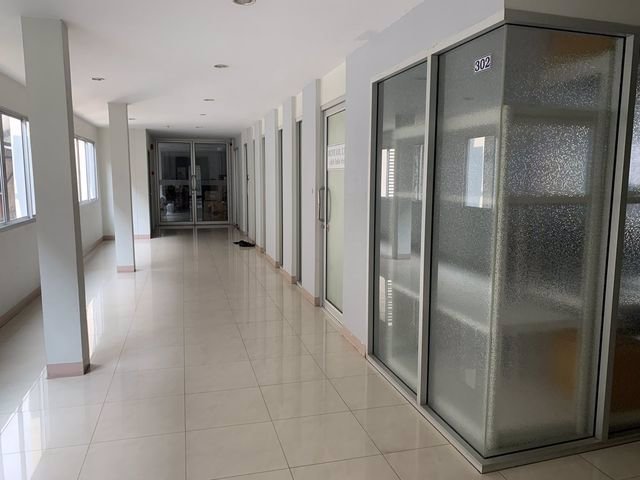 ks-022-ขายอาคารพาณิชย์-5-ชั้น-ติดกับถนนสีลม-ทำเลดีที่สุด-เดินทางสะดวกใกล้-bts-ช่องนนทรี