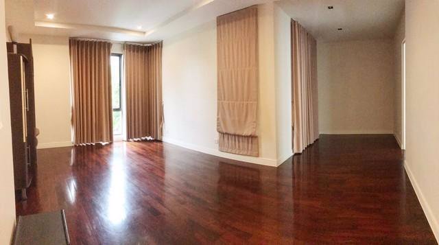 kr-130-ให้เช่าบ้านเดี่ยว-3-ชั้น-หมู่บ้านนาราสิริ-โทเฟียรี่-ถนนนวมินทร์