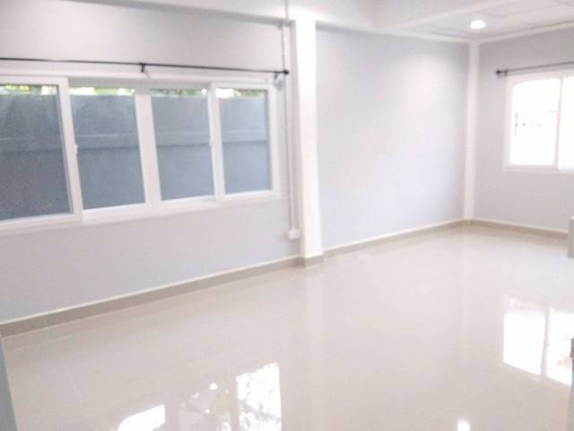 kr-133-ให้เช่าบ้านเดี่ยวชั้นเดียว-รีโนเวทใหม่หัวมุม-ติดคอนโดเซ็นจูรี่ปาร์ค-ใกล้ตลาดการบินไทย