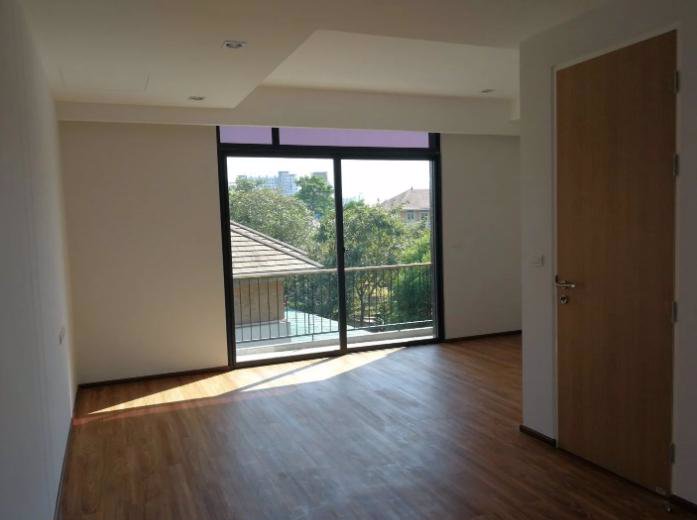 kr-135-ให้เช่าทาวน์โฮมหรู-4-ชั้น-โครงการลอฟท์-เลนด์-ลาซาล-สุขุมวิท105-บ้านใหม่-ไม่เคยเข้าอยู่-ทำเล