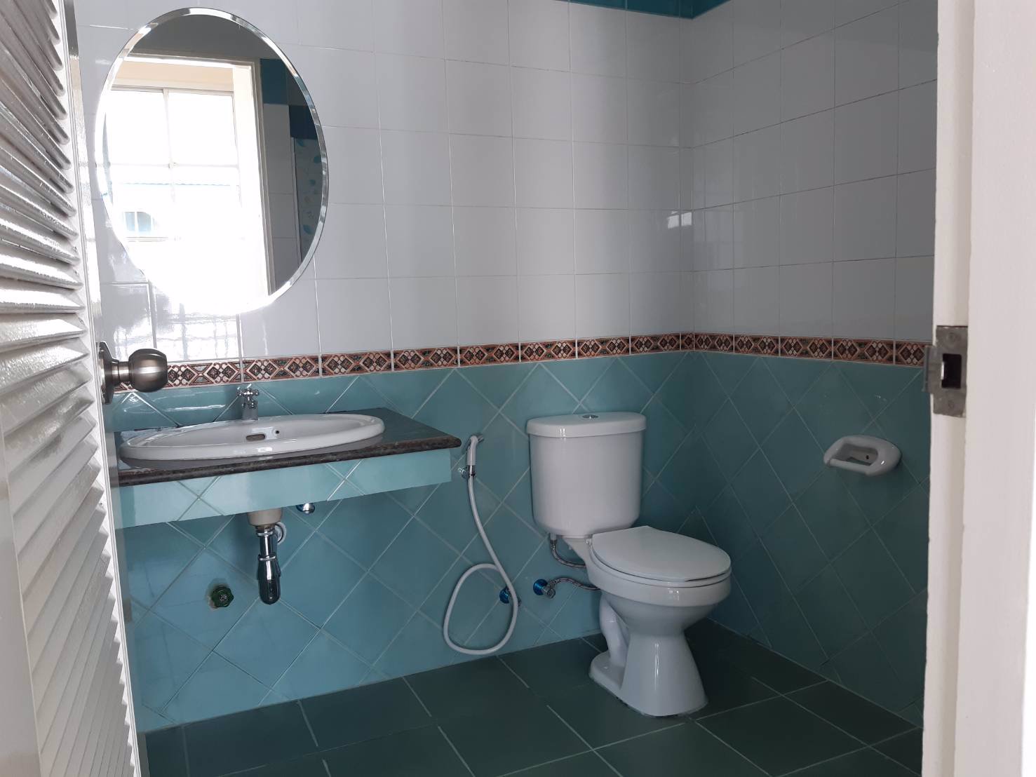 kr-136-ให้เช่าทาวน์โฮม-3-ชั้น-รีโนเวทใหม่-หมู่บ้านนันทิยา-ถนนเฉลิมพระเกียรติ-ร-9