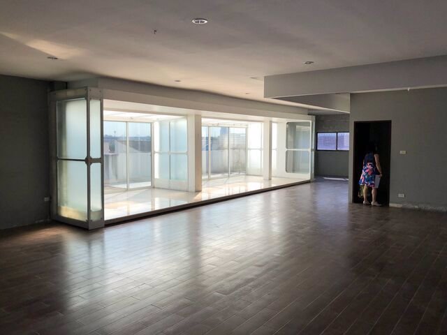 kr-137-ขายและให้เช่าออฟฟิต-4-ชั้น-พร้อมโกดังเก็บสินค้า-พื้นที่ใช้สอยรวมกว่า-6000-ตรม