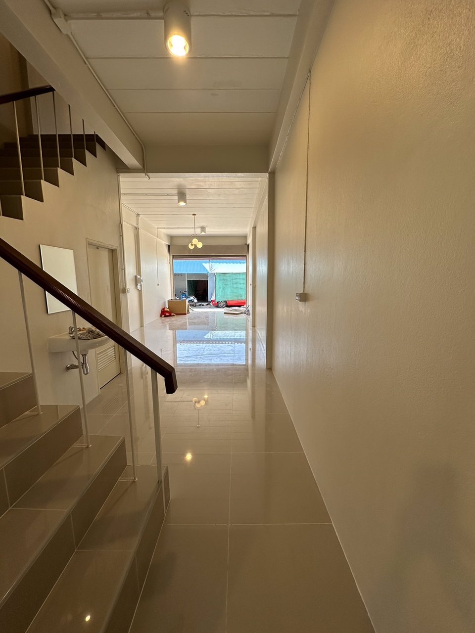 ทาวน์โฮม-2-ชั้น-รีโนเวทสไตล์-minimal-cozy-เจ้าของขายเอง