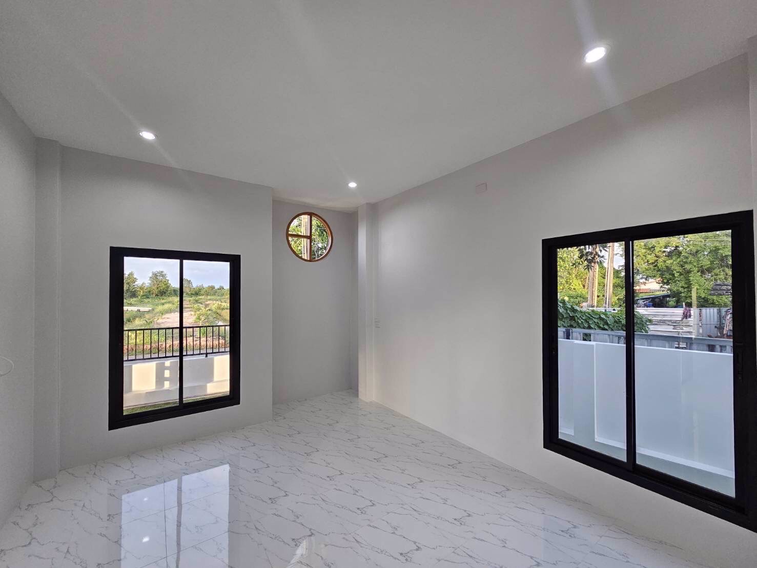 บ้านในเมืองจันท์-อากาศดี-อารมณ์บ้านพักตากอากาศ