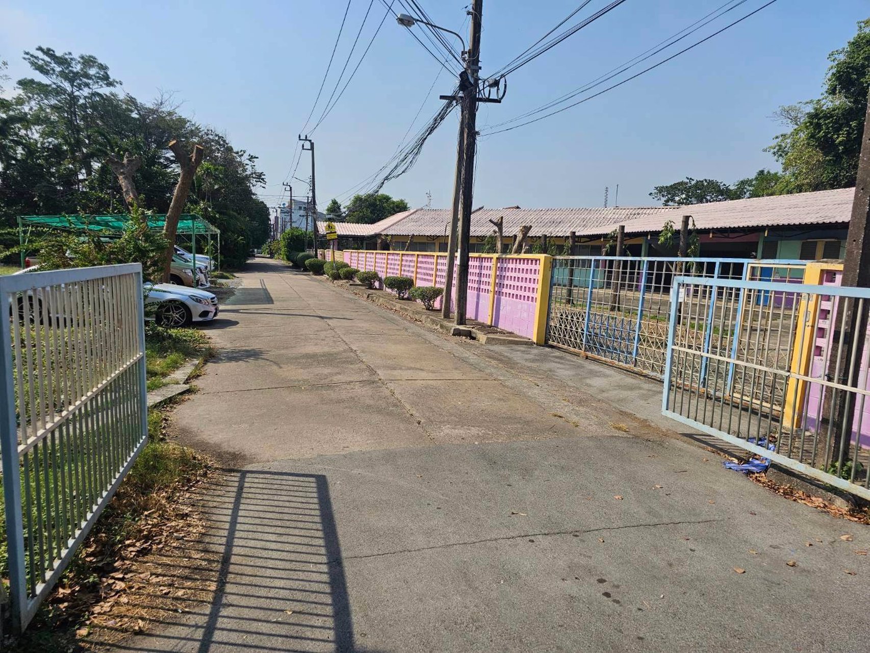 ขายที่ดินเปล่าติดถนนหลักลาดพร้าว101