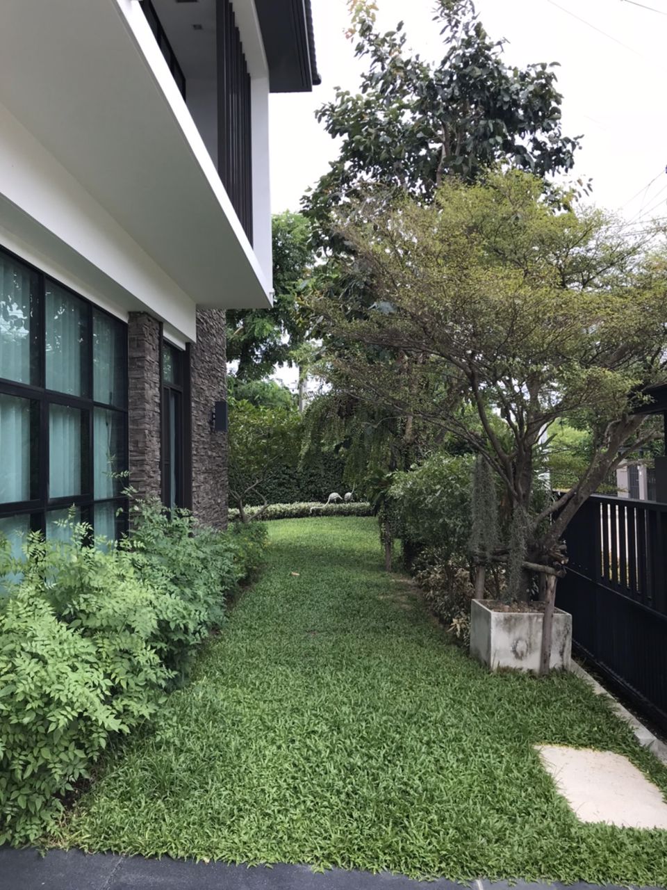 ขายบ้านเดี่ยวหมู่บ้านมัณฑนา-อ่อนนุช-วงแหวน4-หลังมุม