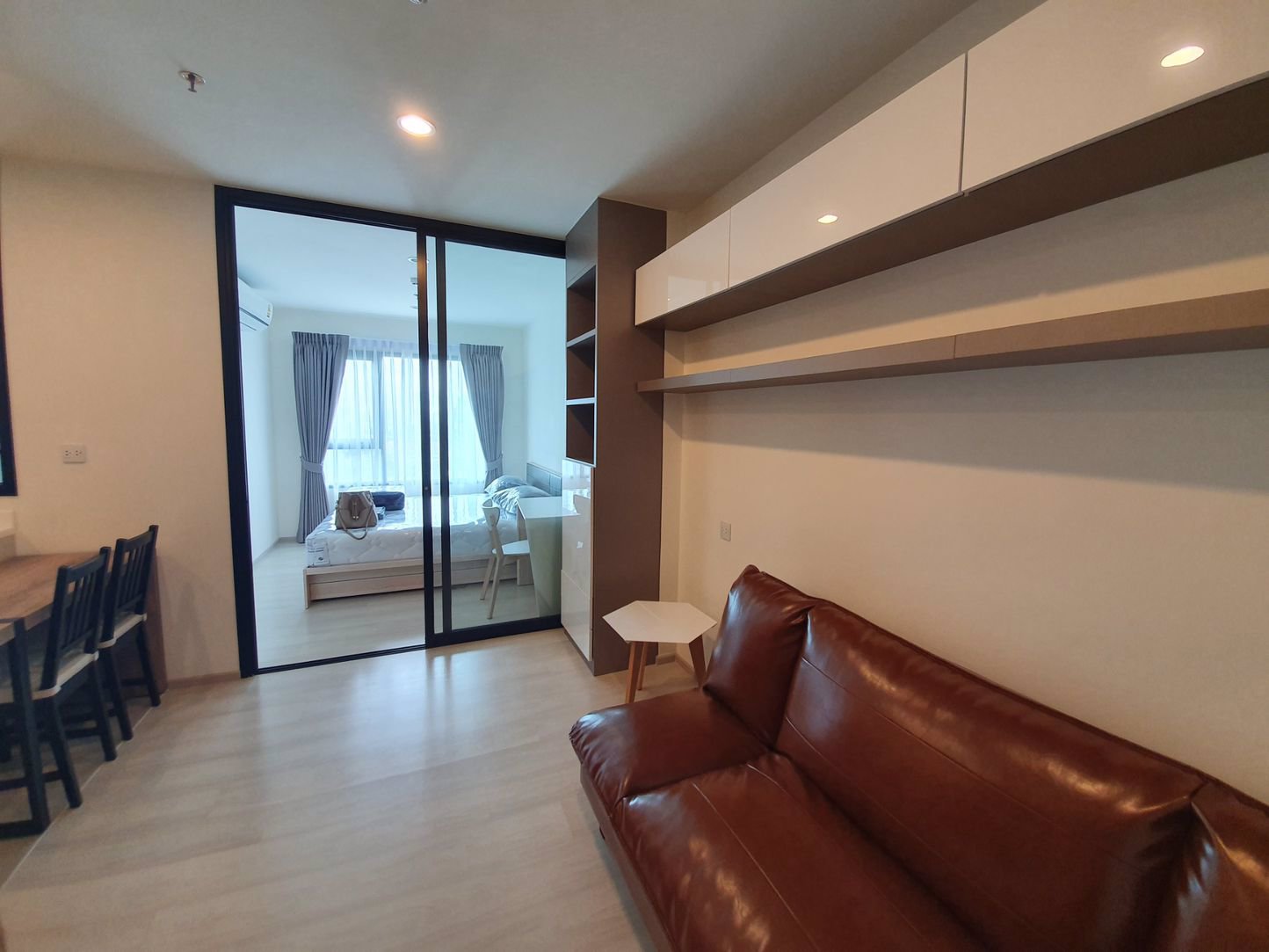 ขายคอนโด-life-asoke-36-ตรม-ชั้น-15