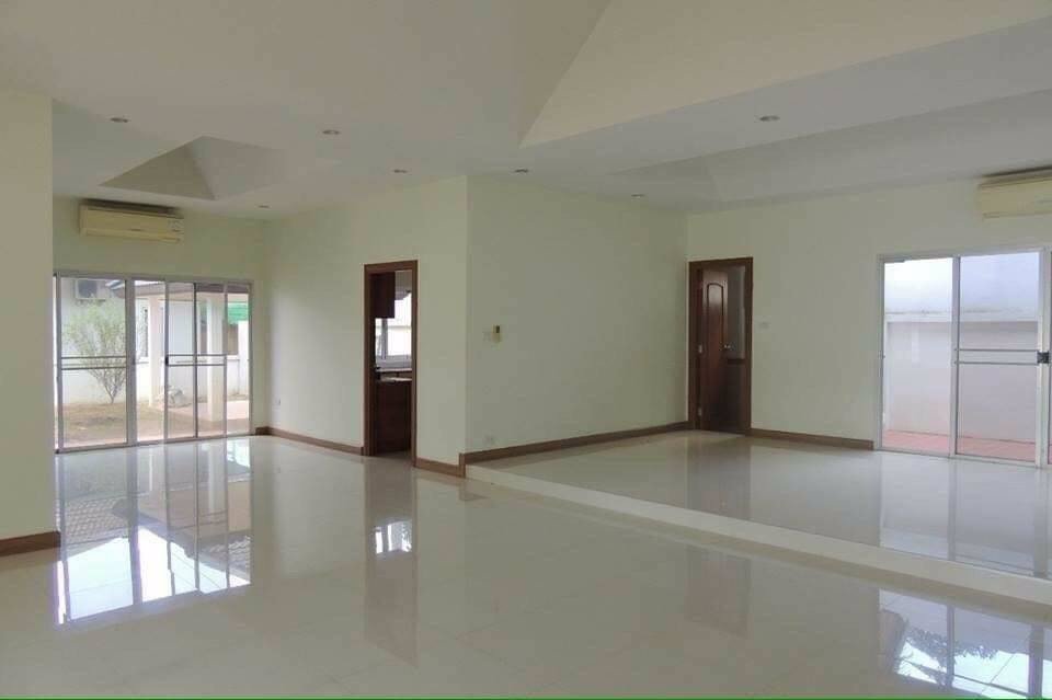 ขายโครงการหมู่บ้านเดี่ยวสุดหรู-european-thai-house-ทั้งหมด-8-หลัง