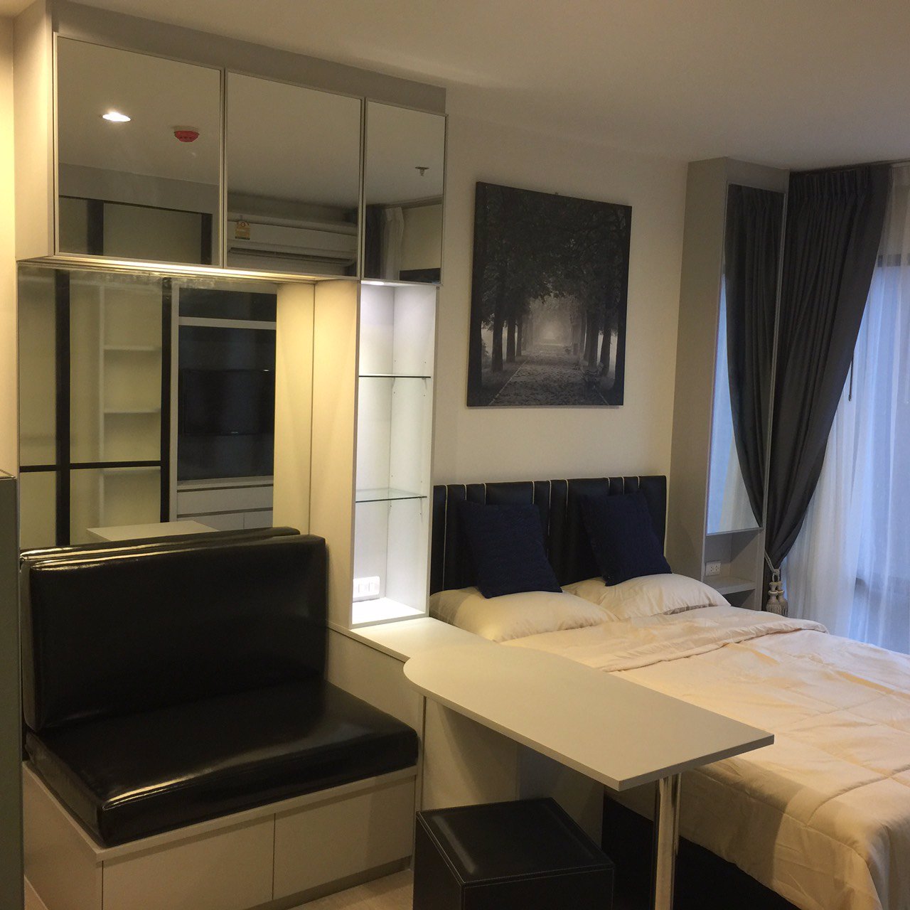 ขาย-ให้เช่า-คอนโด-rhythm-asoke-1-ชั้น-25