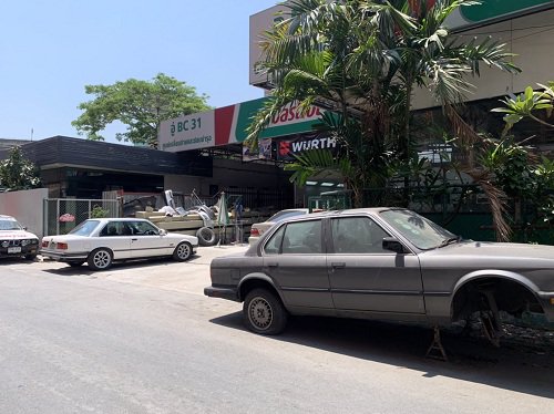 ขายที่ดิน-ซอยพระรามเก้า-31-เนื้อที่-195-ตรว-พร้อมสิ่งปลูกสร้าง