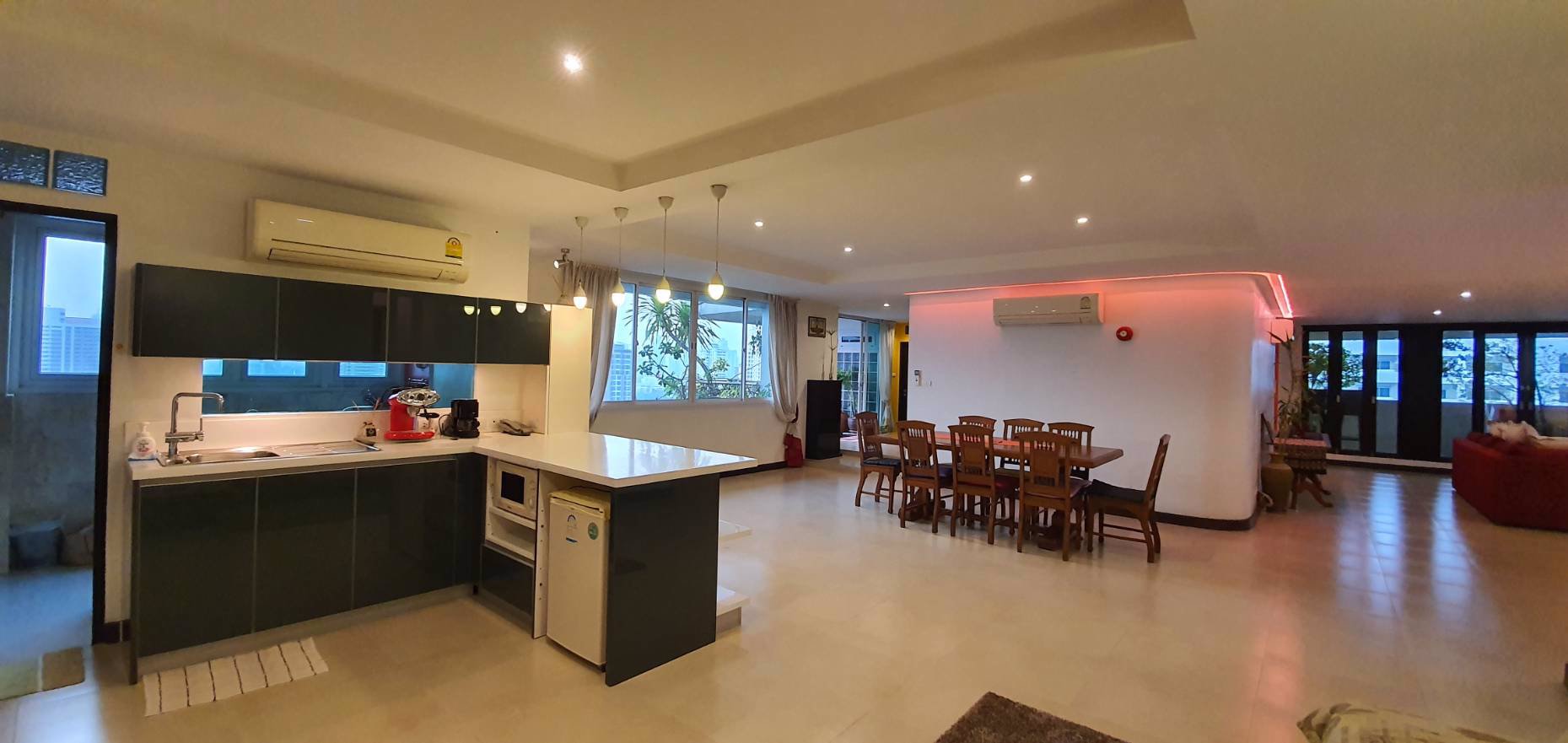 ให้เช่าคอนโด-ds-tower1-sukhumvit-33-ชั้น21-ขนาด-250ตรม