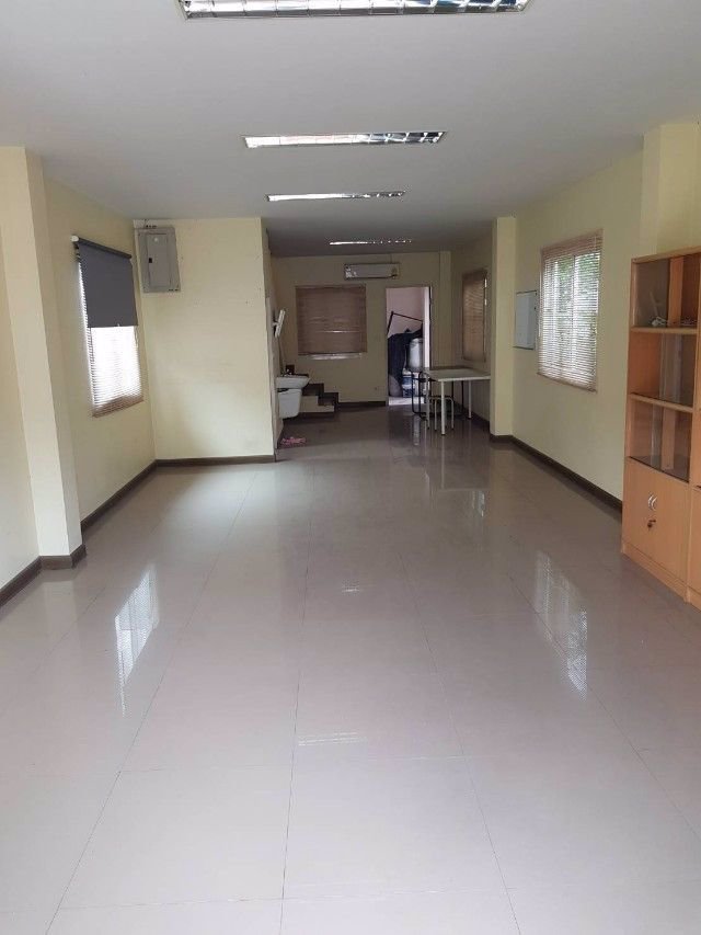 ขายบ้านเดี่ยว-3ชั้น-850-ตรม-ซอยรามคำแหง118