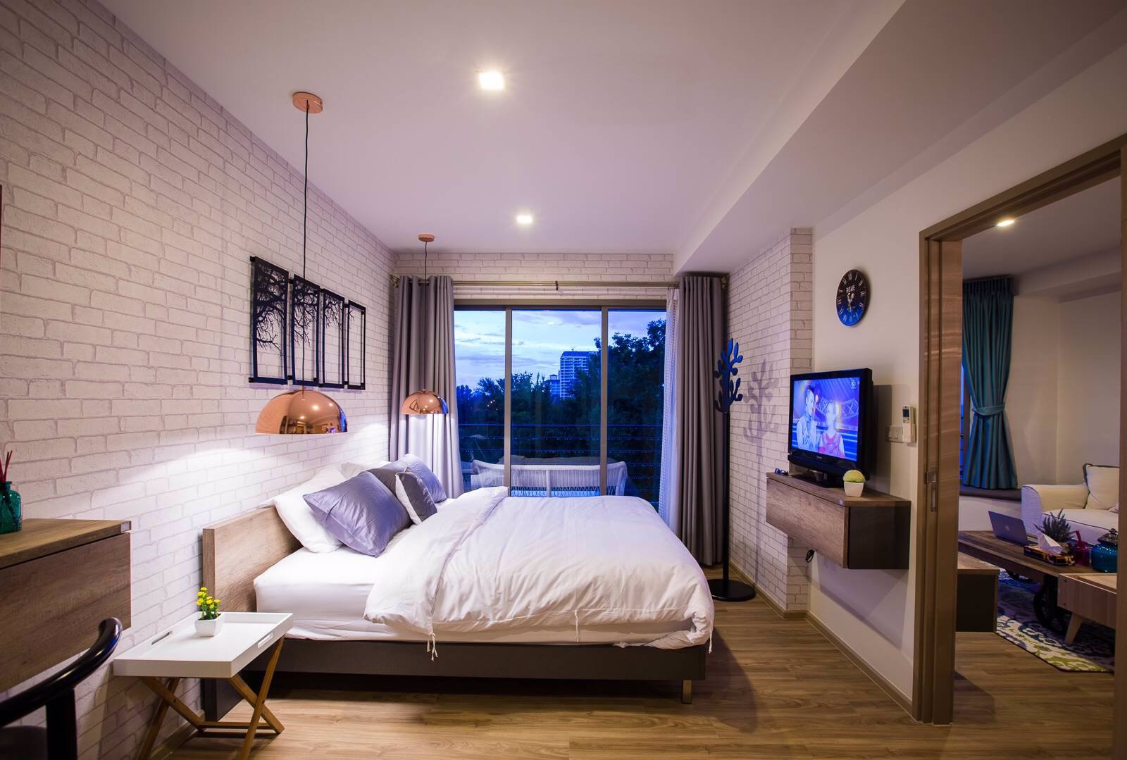 ขายคอนโด-บ้านแสนงาม-หัวหิน-768-ตารางเมตร-2-นอน-2-น้ำ-ติดทะเล