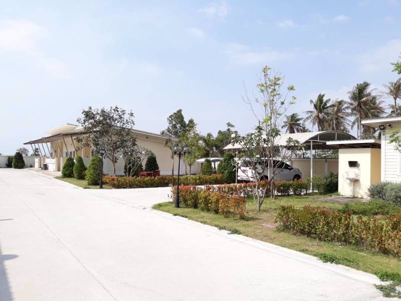 ขายกิจการบ้านเช่า-10-หลังสไตล์รีสอร์ท-บนที่ดิน-1-0-85-ไร่