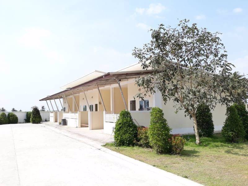 ขายกิจการบ้านเช่า-10-หลังสไตล์รีสอร์ท-บนที่ดิน-1-0-85-ไร่