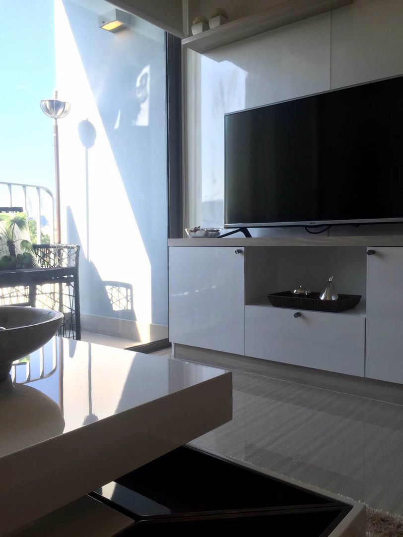 ขายคอนโดมิเนียม-โครงการ-downtown-สุขุมวิท49-ห้องมุม-4444ตรม