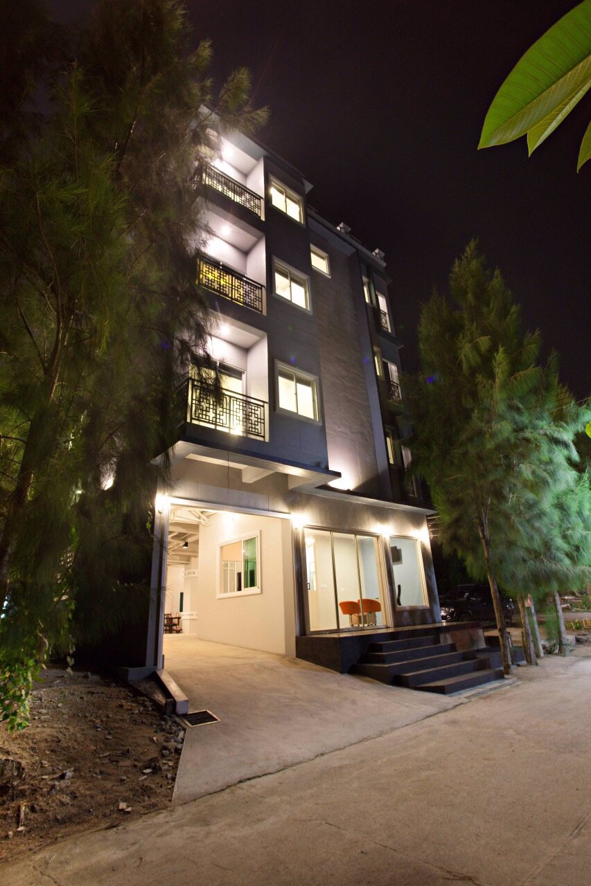 ขายอพาร์ตเมนท์-16-ห้อง-ใกล้หาดราไวย์-ภูเก็ต