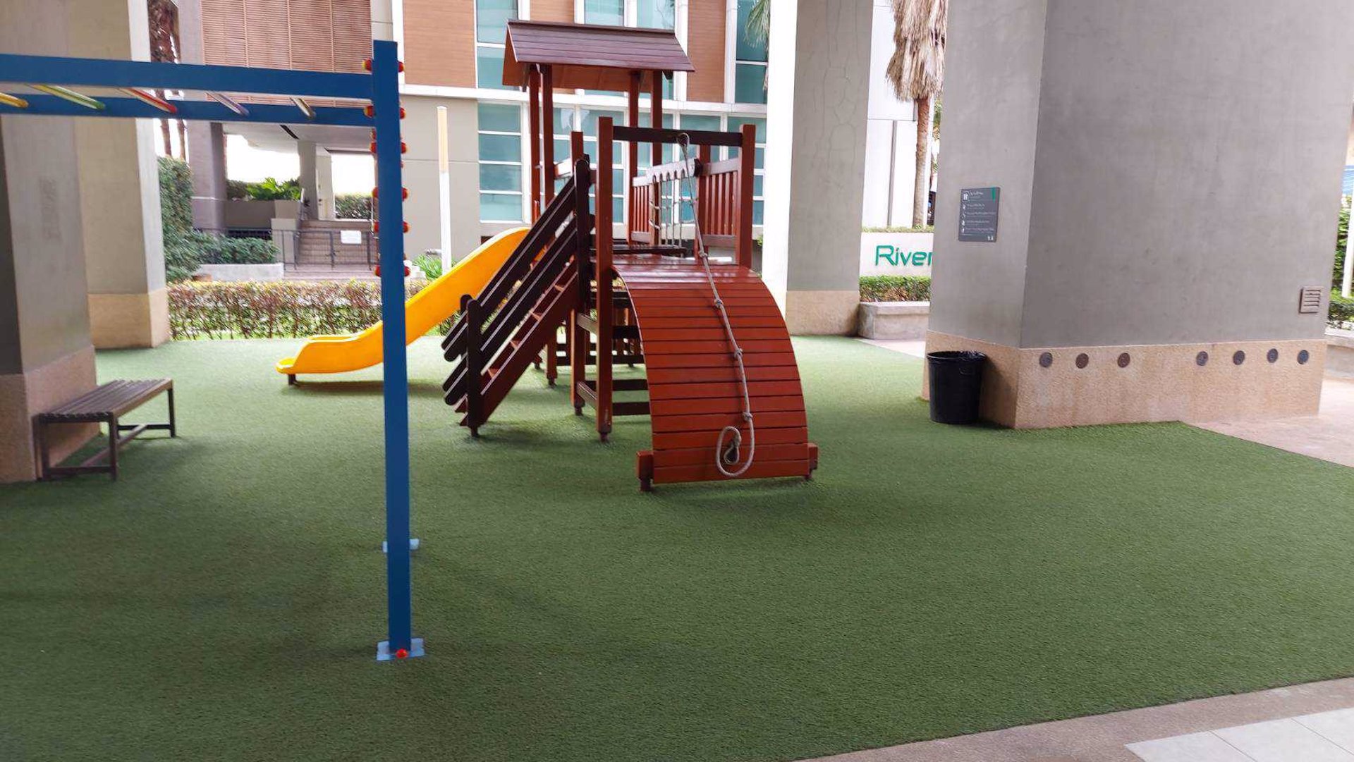 ขาย-ให้เช่า-ลุมพินี-พาร์ค-ริเวอร์ไซด์-พระราม-3-ขนาด-1-ห้องนอน-2747-ตรม-25-ล้าน-ชั้น-20-ฟรีค่าโอนค