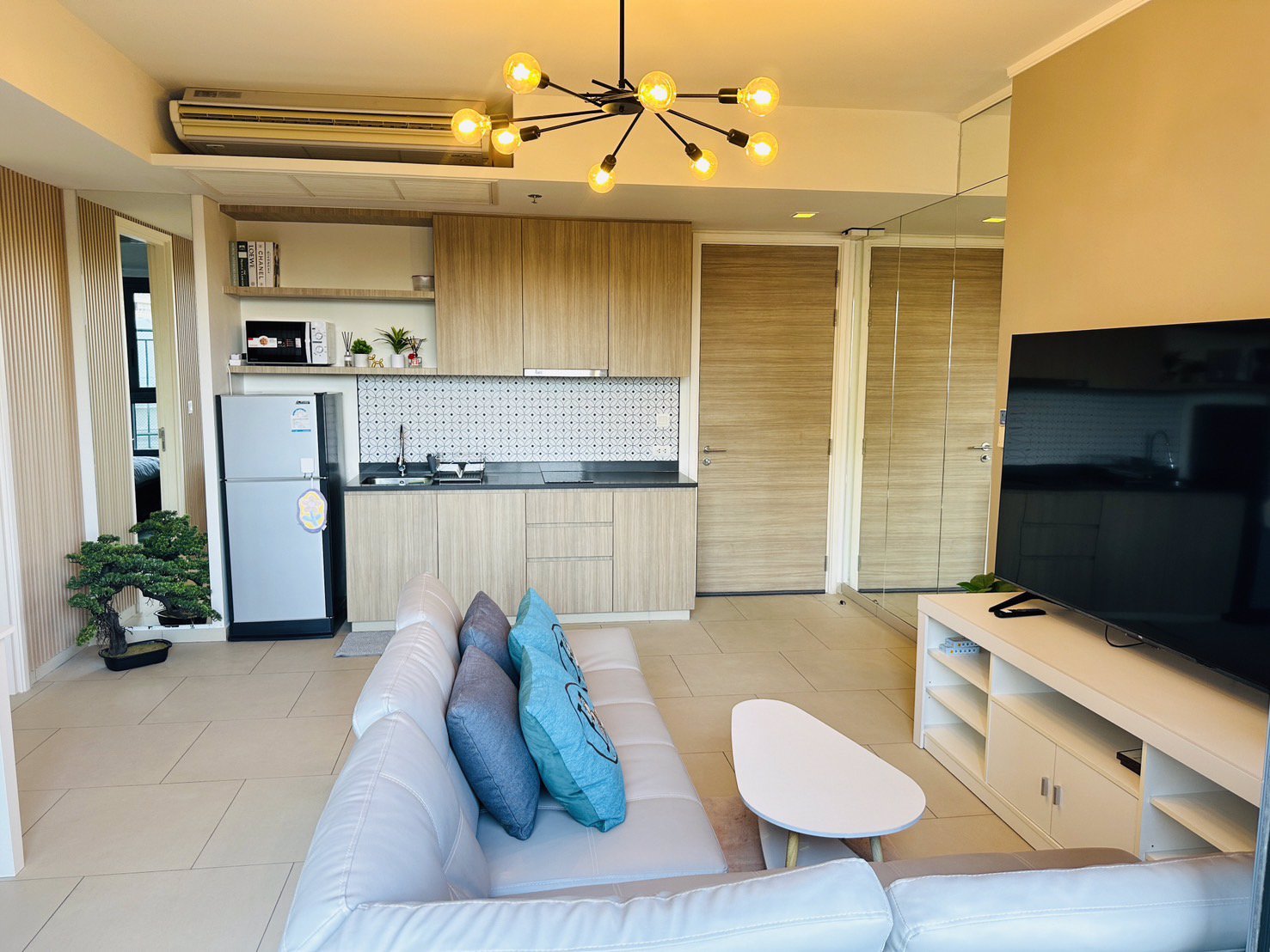 zire-wongamat-for-rent