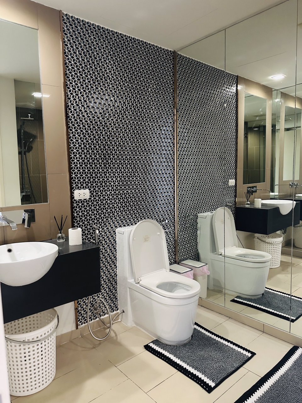 zire-wongamat-for-rent