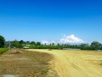 ขายที่ดินวิวภูเขาในโซนบ้านถวาย-ห่างจากสี่แยกบ้านถวายเพียง-25-กม