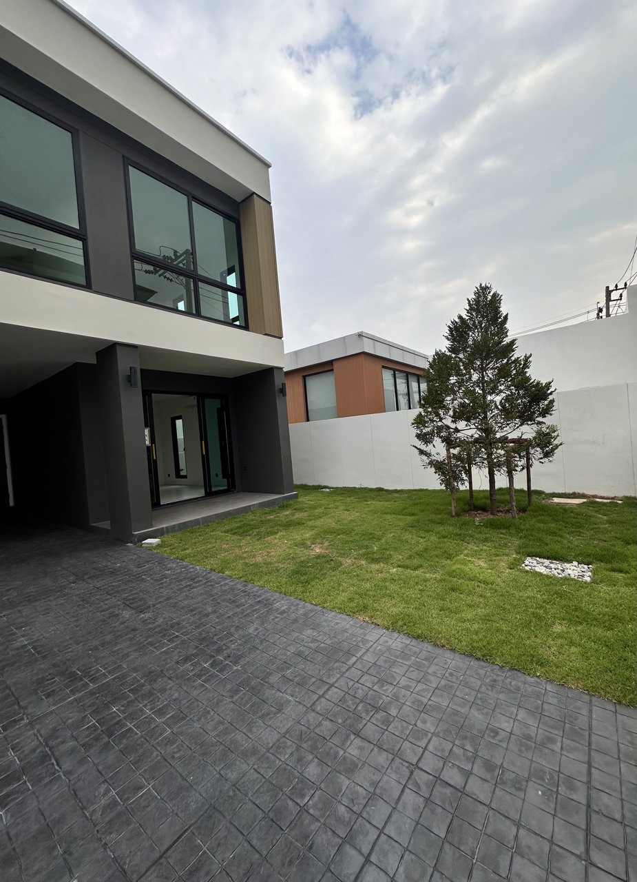 essen-kanchanaphisek-rama5-เอสเซน-กาญจนาภิเษก-พระราม-5-