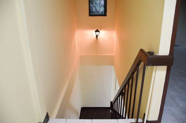 ขายทาวส์เฮ้าส์-2-ชั้น-หมู่บ้านยิ่งโอฬารวิลล่า-สนามบิน-ดอนเมือง-ติดถนนวิภาวดีรังสิต