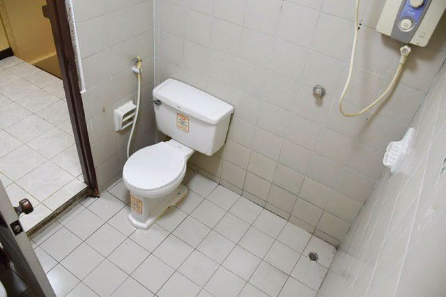 ขายทาวส์เฮ้าส์-2-ชั้น-หมู่บ้านยิ่งโอฬารวิลล่า-สนามบิน-ดอนเมือง-ติดถนนวิภาวดีรังสิต