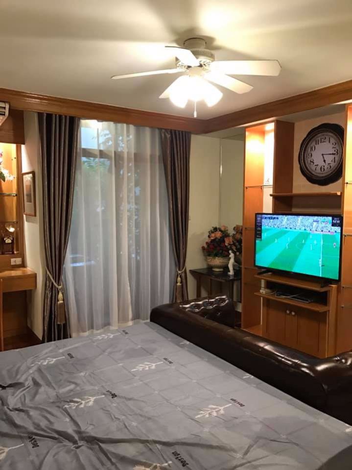 condo-for-rent-pipat-place-studio-room-area-33-sqm-1-bath-room-1-kitchen-room-on-2-floor-near-bts-