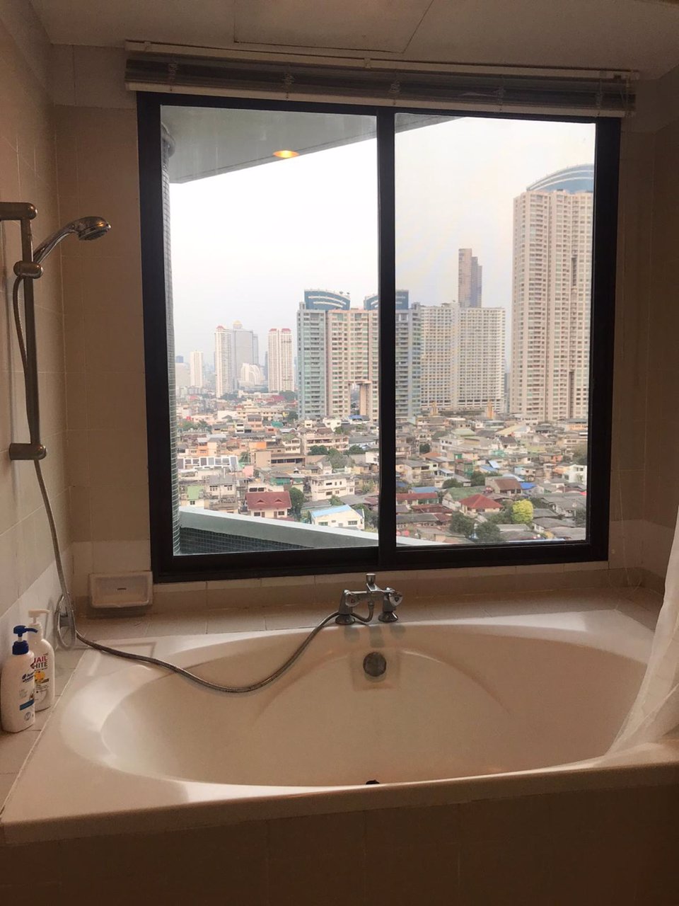 for-rent-in-tridos-city-marina