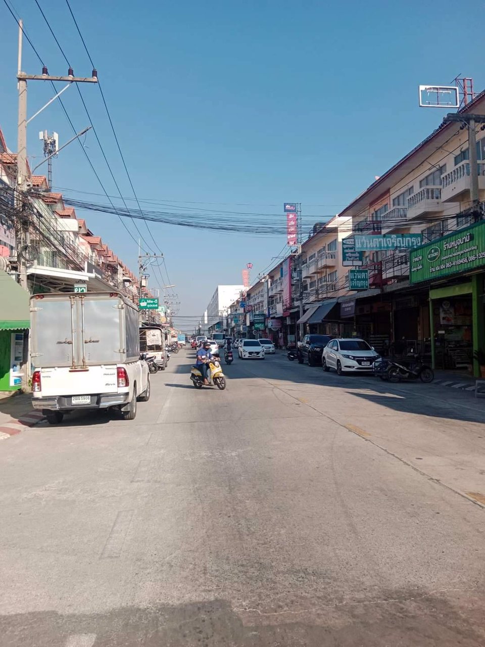 ขายด่วน-ทาวน์เฮ้าส์พร้อมเข้าอยู่-ถนนเทพกุญชร-42-ตคลองหนึ่ง-คลองหลวง