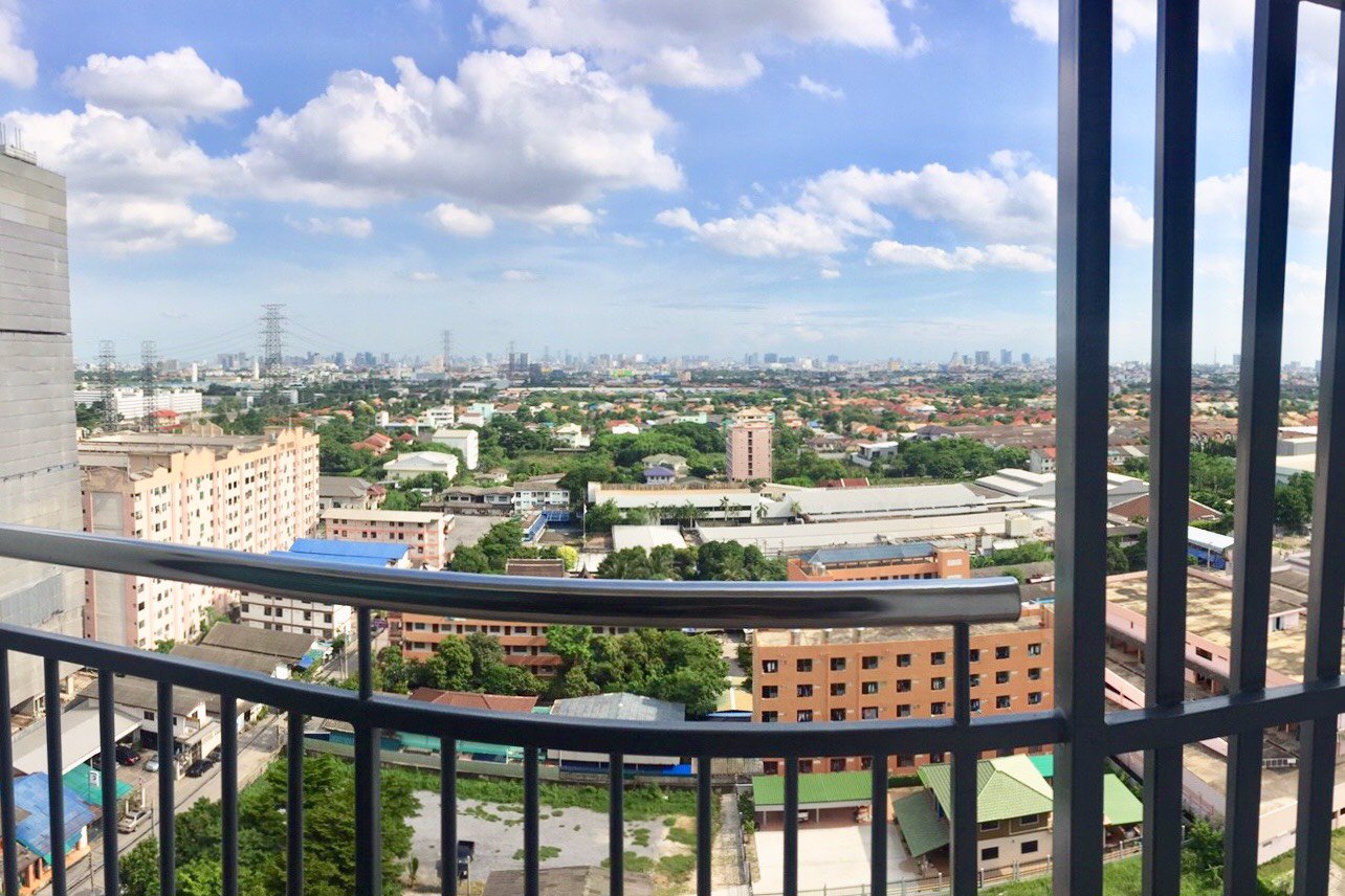 ขายถูกกว่าโครงการ-ติดถนนใหญ่-ตรงข้ามเมืองทองธานีข้างแมคโคร-ใกล้ทางด่วนใกล้เซ็นทรัลแจ้งฯ