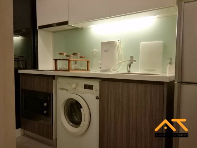 ให้เช่า-urbano-absolute-sathorn-taksin-studio-ขนาด-30-ตรม-อยู่ใกล้-bts-กรุงธนบุรี