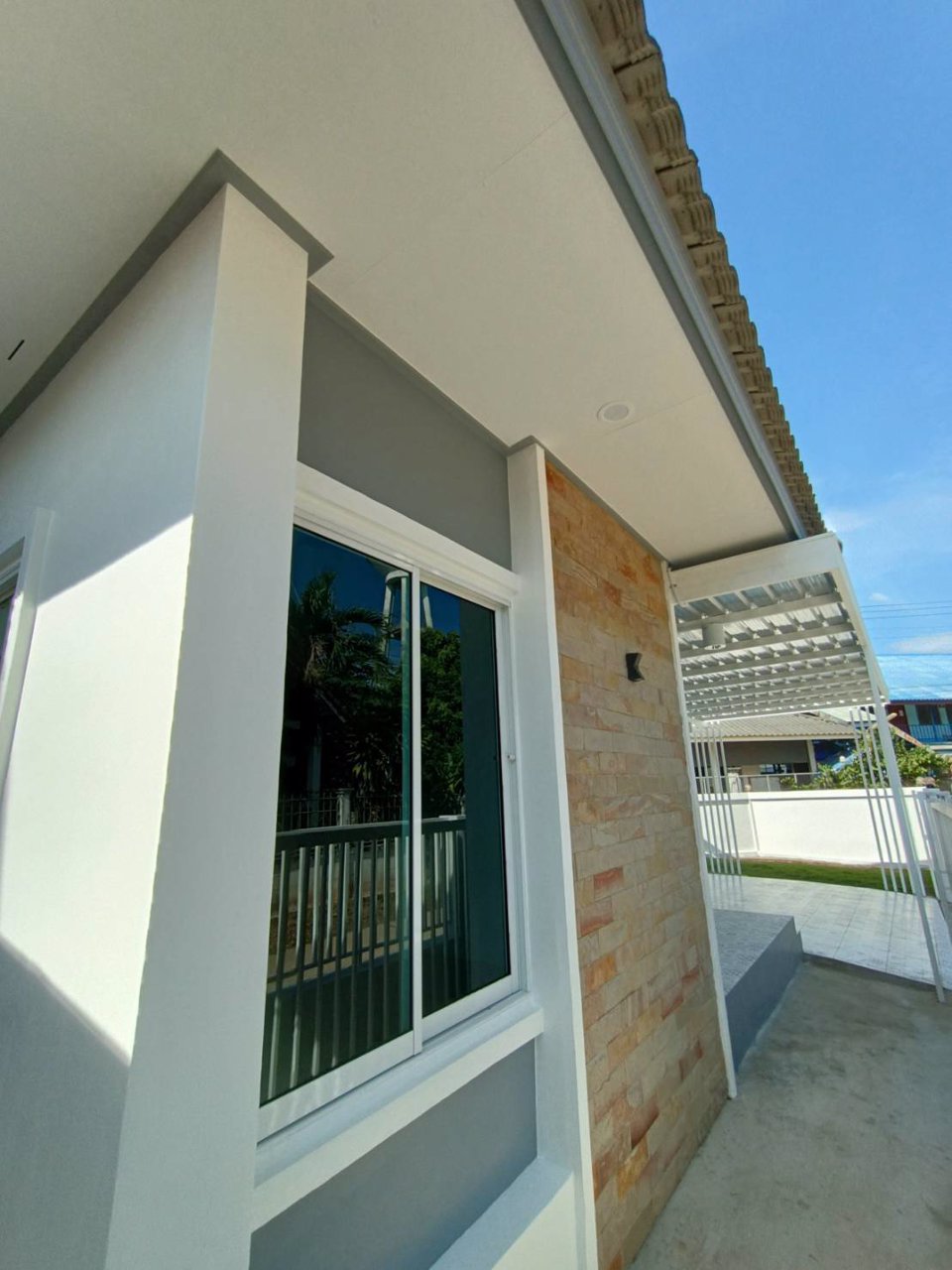 บ้านเดี่ยว-2-ห้องนอน-2ห้องน้ำ-จอดรถได้2คัน-อยู่ในตัวเมืองน่าน