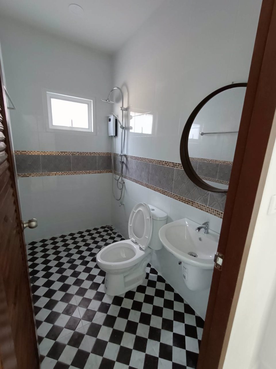 บ้านเดี่ยว-2-ห้องนอน-2ห้องน้ำ-จอดรถได้2คัน-อยู่ในตัวเมืองน่าน