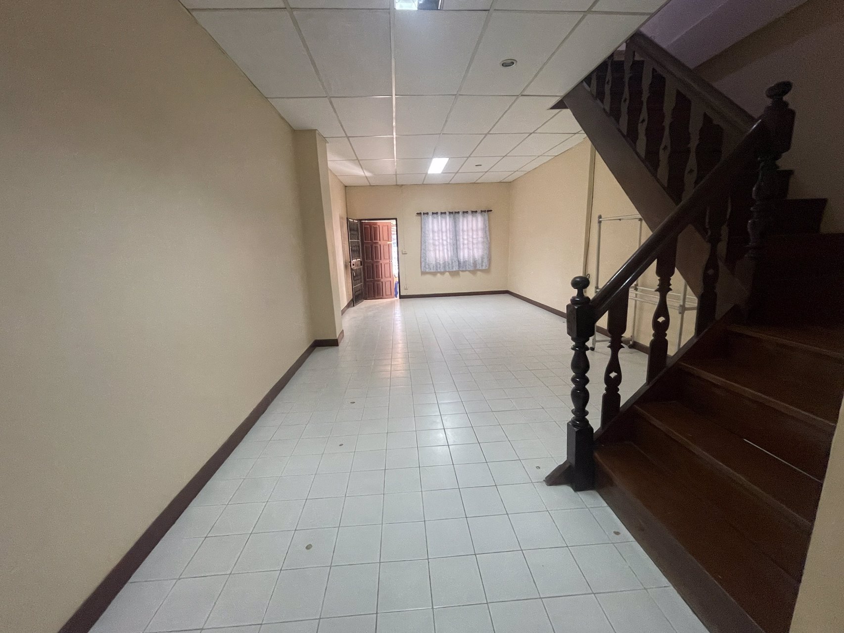 ทาวเฮ้าส์-2-ชั้นให้เช่า-นวมินทร์50