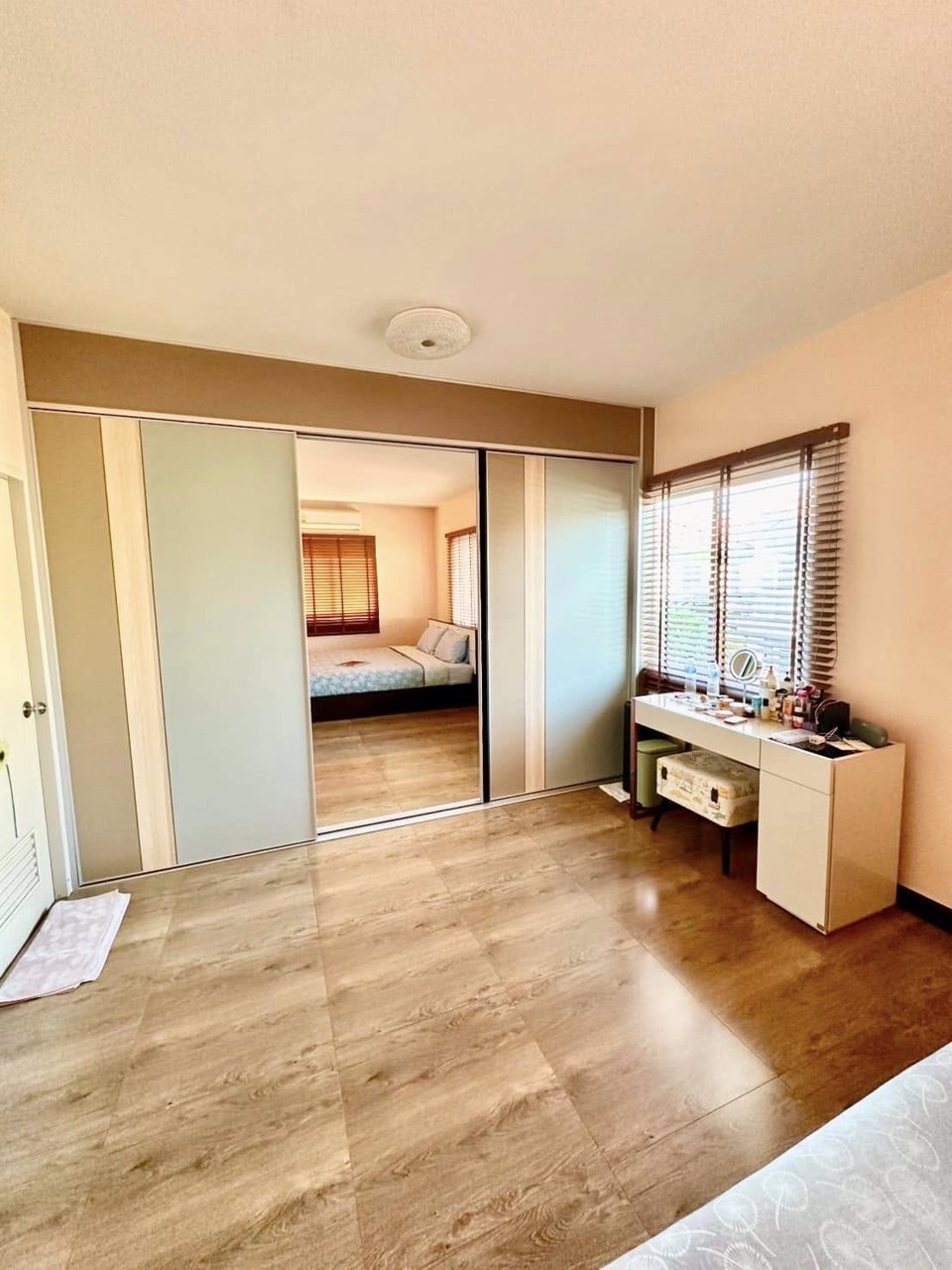 ขายด่วน-หมู่บ้านฟ้าปิยรมย์-เฟส10-พรีเมียร์พาร์ค