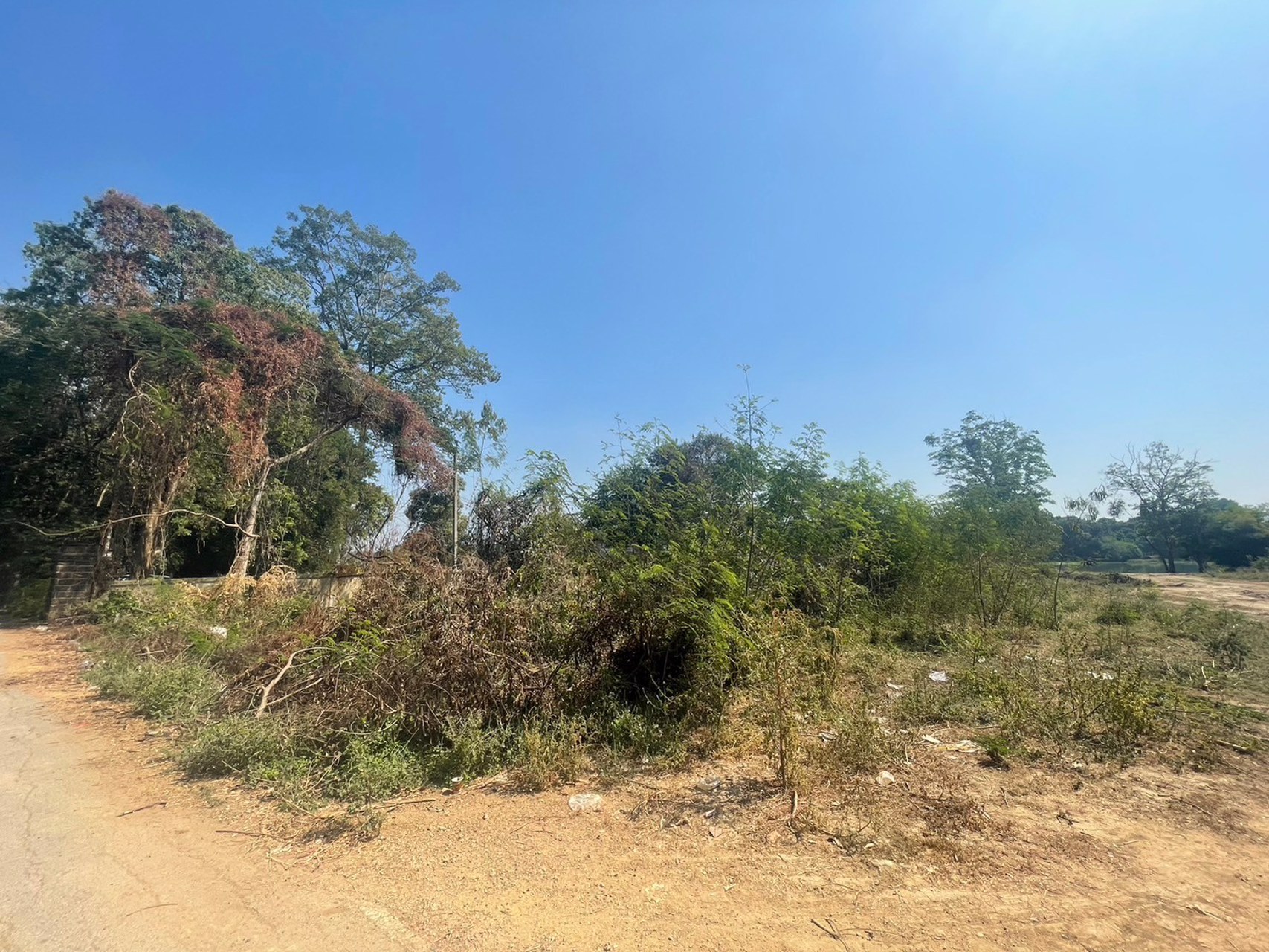 ขาย-ให้เช่า-ที่ดินริมแม่น้ำ-910-ตรวา-ใกล้วัดหลุมดิน-เมืองราชบุรี