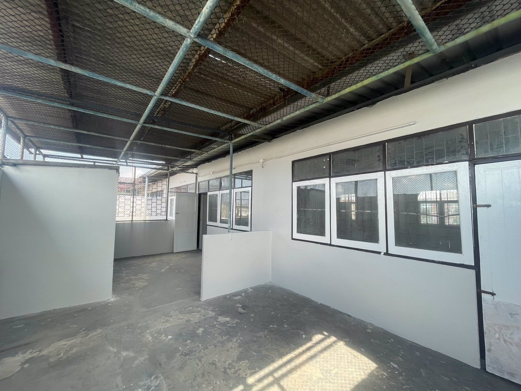 ให้เช่า-อาคารพาณิชย์-3-คูหา-ติดถนนเทพารักษ์-จอดรถได้-บางพลี-สมุทรปราการ