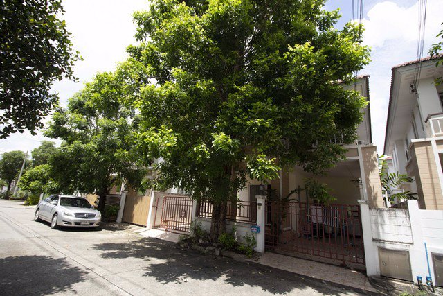 ขาย-บ้านเดี่ยว-2-ชั้น-ม-วิลล่า-รามอินทรา-ดิ-เอ็กซ์คลูซีฟ-โซน-ซอยคู้บอน-27-ท่าแร้ง-บางเขน