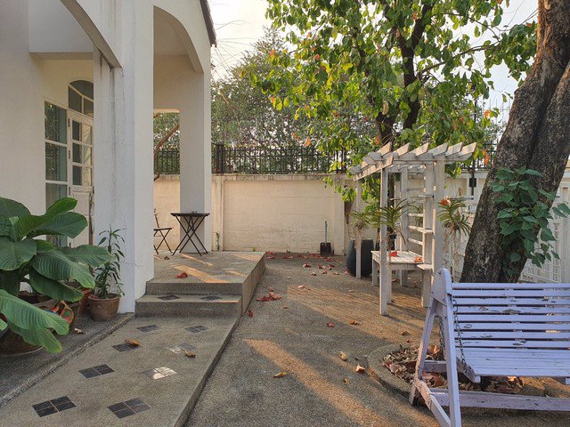 ขาย-บ้านเดี่ยว-หัวมุม-ถูก-จรเข้บัว-ลาดพร้าว-ม-ราชพฤกษ์-ประเสิรฐมนูกิจ