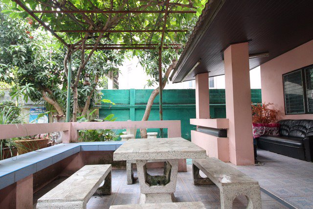 ขาย-บ้านเดี่ยว-มือสอง-2-ชั้น-ถพุทธมณฑล-สาย-2-ซอย-11-ขนาด-80-ตรว-เพียง-399-ล้านบ้าน-บางไผ่-ทวีวัฒนา