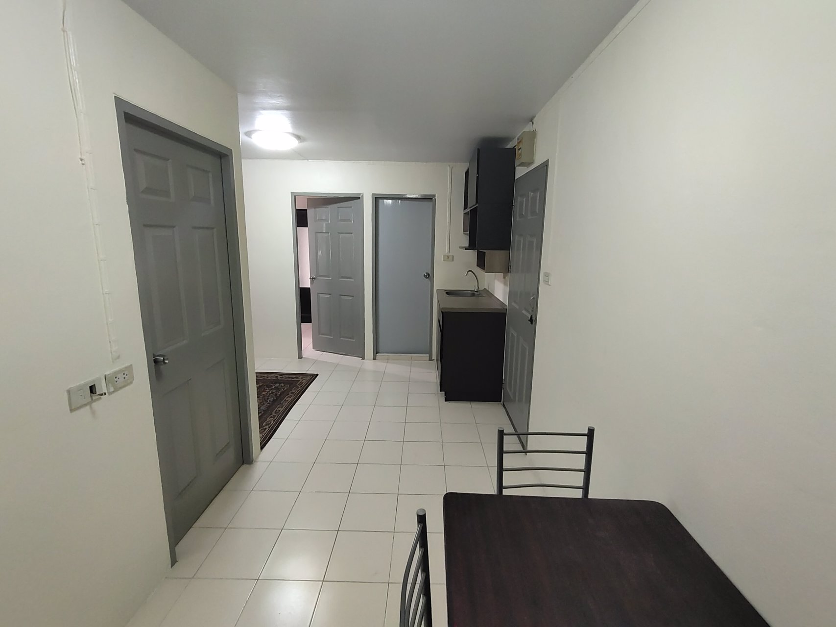 ขายอัสสกาญจน์คอนโดรามคำแหง-105-1-ติดรถไฟฟ้า-3-สาย-ติดถนนใหญ่-ติดท่าเรือวัดศรีบุญเรือง-ขนาด-405-ตรม